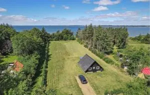 2 Bedroom Amazing Home In Spøttrup - Knud