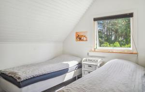 2 Bedroom Amazing Home In Spøttrup