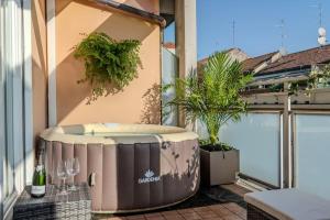 Central Station-Duomo - 3 Bedrooms With Jacuzzi
