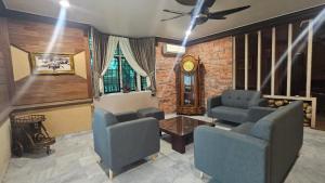 Mount Lake Villa