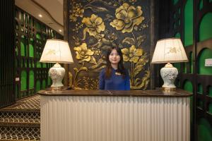 Madelise Stardust Hotel & Travel