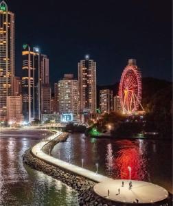 Apartamento Quadra Mar Balneário Canboriu SC