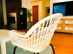 Uroczy dom na ładnym podwarszawskim osiedlu