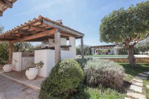 TD Trulli di Montaltino with Stunning Huge Pool