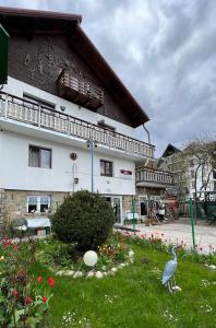 Apartament cu vedere spre Bucegi