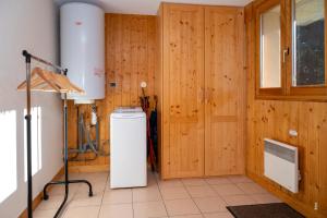 Chalets Chalet Terrasse Plein Sud, Cheminee, Ski-Rando, Nature & Village, Animaux admis, Parking : photos des chambres