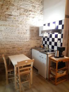 Charmant studio dans le vieux bourg
