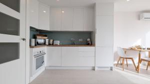 CARDENAL sea view apartment