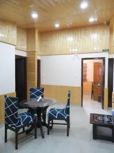 Gharsa Homestay Chail - Jūnga