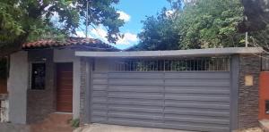 Apartamento la Colina de Sajonia solo efectivo guaranies