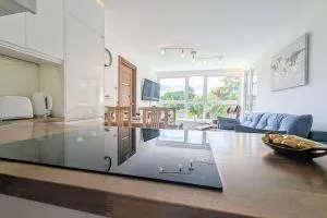 Ranmoor Garden View Apartment - Ecclesall