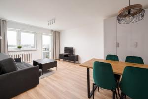 Elbląska Modern Apartment by BookingHost
