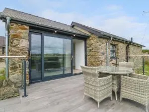 Tyddyn Bach - Llanrhwydrys