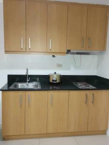 spacious 1 br fully furnished condo