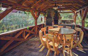 3 Bedroom Nice Home In Lubkowo