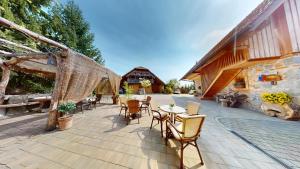 Resort Hisa Ida - Apartments with Hot Tub and Sauna 