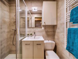 Studio Vostok Zodiaque-94 by Interhome