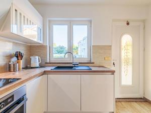 Holiday Home Victoria by Interhome