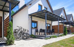 Stunning Home In Lubkowo With Wifi