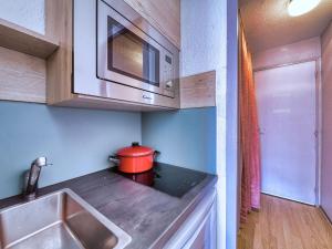 Studio Soyouz Vanguard-102 by Interhome