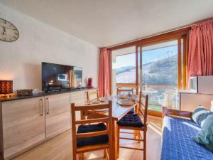 Studio Soyouz Vanguard-102 by Interhome