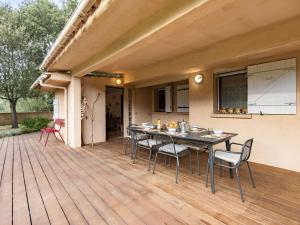 Holiday Home Villa Les Chênes by Interhome