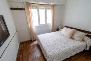 Check and Home - Rivadavia - 4 huéspedes en el centro