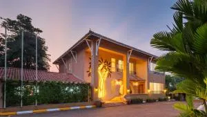 No 5 Boutique Hotel Limited - 恩德培