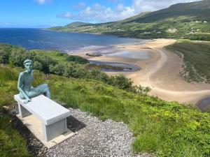 Cosy Studio Cabinin nature with stove