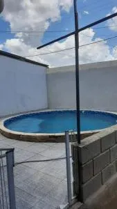 Casa com Piscina no Bairro do Cercado - Capela do Alto