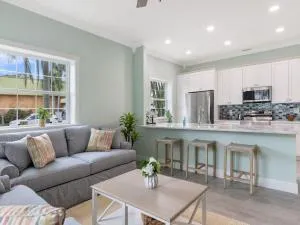 Cozy first floor waterside condo - Evans Pines