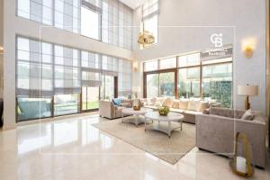 Luxurious Meydan Dubai Villa with Unparalleled Views