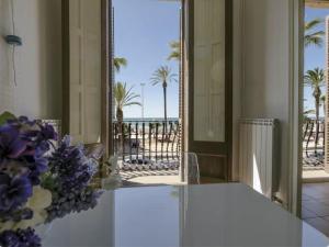Sitges Seafront BATLLÓ