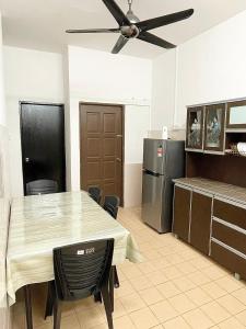 New in Miri Family homestay 6-13pax