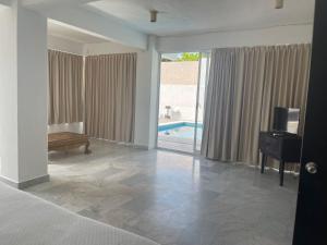 Exclusiva y privada Villa en Marina Las Brisas