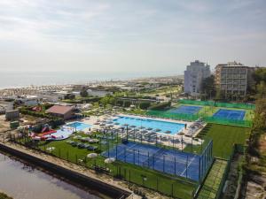 Hotel Baya - in centro, sul mare