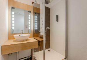 Hotels B&B HOTEL Cambrai : photos des chambres