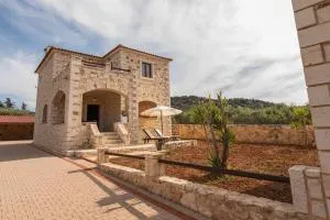 Ydria Villa C Stonebuild - Kalón Khoríon