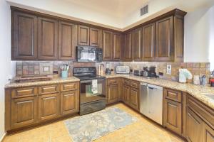 350 Sq Ft Balcony Oceanfront Puerto Peñasco Villa