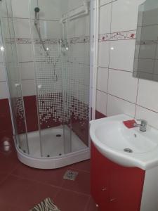 Pensiunea Casa Lircă