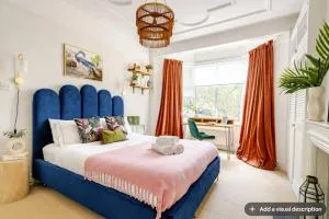 Charming Ealing garden flat with a free parking - 格林福德