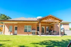 Bluedoor On Aspen Bbq Grill Kids Playground - Corinth