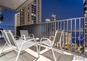 Luxurious 2 BR- Dubai Creek Harbour - Host & Stay