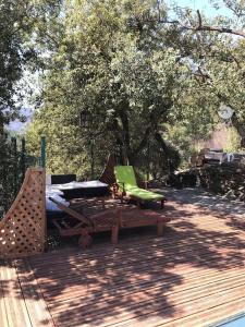 Maisons de vacances Maison de Charme avec piscine et Jacuzzi au dessus de la riviere : photos des chambres