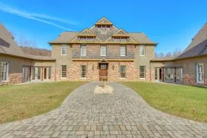 On-Site Hiking Expansive Retreat in Kingsport! - Big Stone Gap