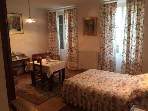 Hotels Auberge des Seigneurs : photos des chambres