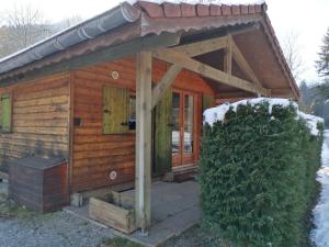 Camping le Tréjeux - Petit Chalet