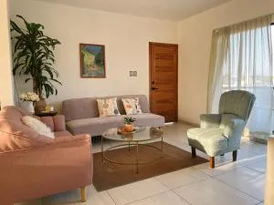 Departamento climatizado excelente ubicación - El Jobo