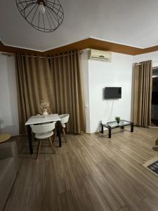 Square 21 Studio Apartament Tirana