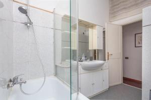 Cami Vatican Apartment